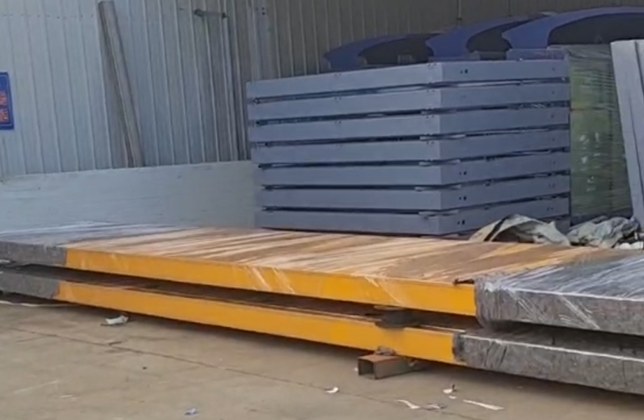 候车亭生产中(图1)